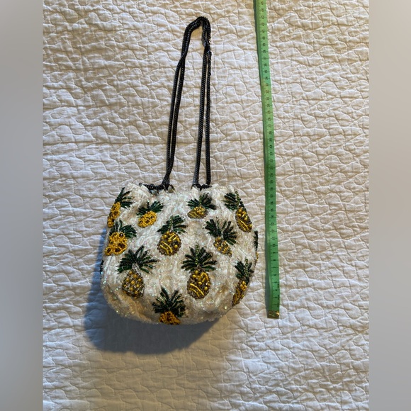 NWT ZARA Limited Edition Collection Pineapple Beaded Purse - Picture 2 of 13